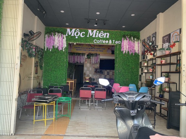 EA06E002 DC80 4F8F A71D 035B7A406E18